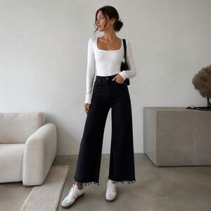 Zara Black Wide Leg Cropped Jeans 27" Inseam High Rise Raw Hem Denim Pants US 4